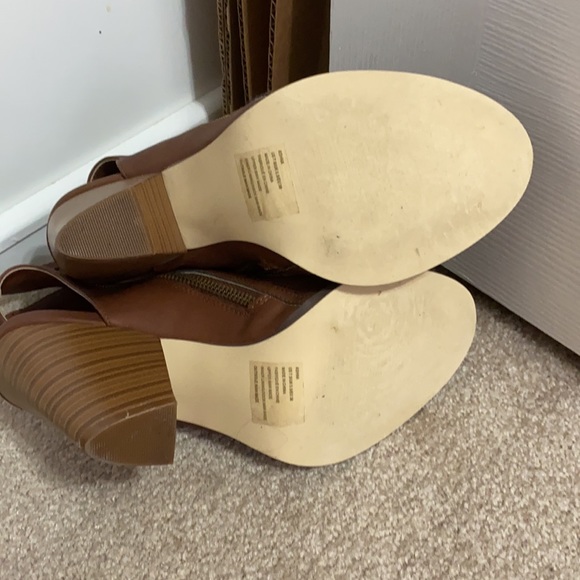 Just Fab brown heels size 7.5 - Picture 4 of 4